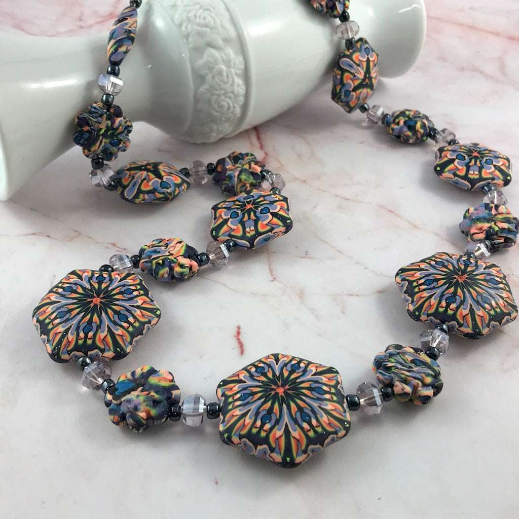 Colour Surprise: Long necklace and earring jewellery set