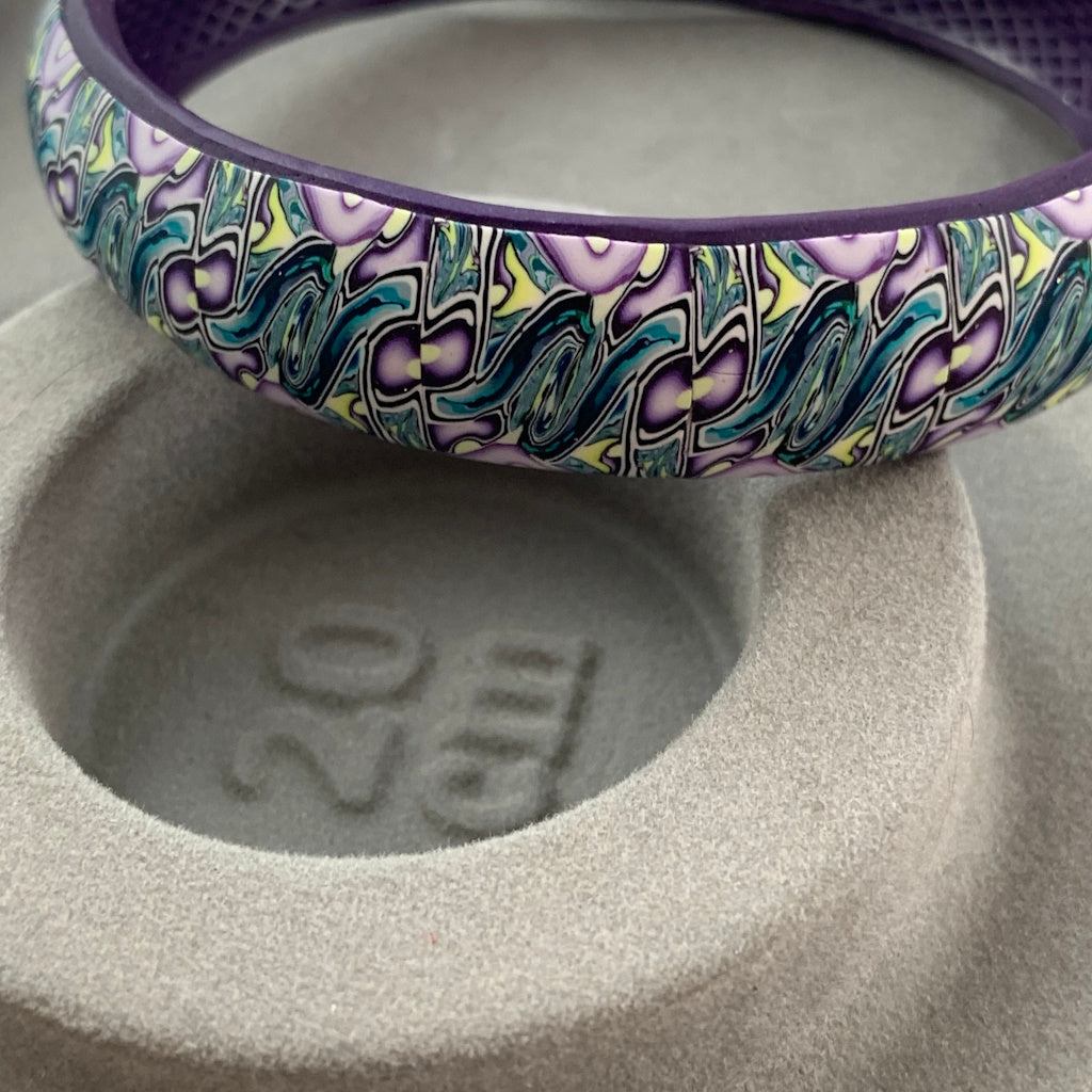 Blue-Green Flowing Pattern Bangle