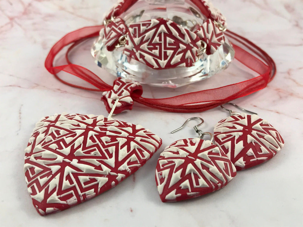 red and white modern textured set