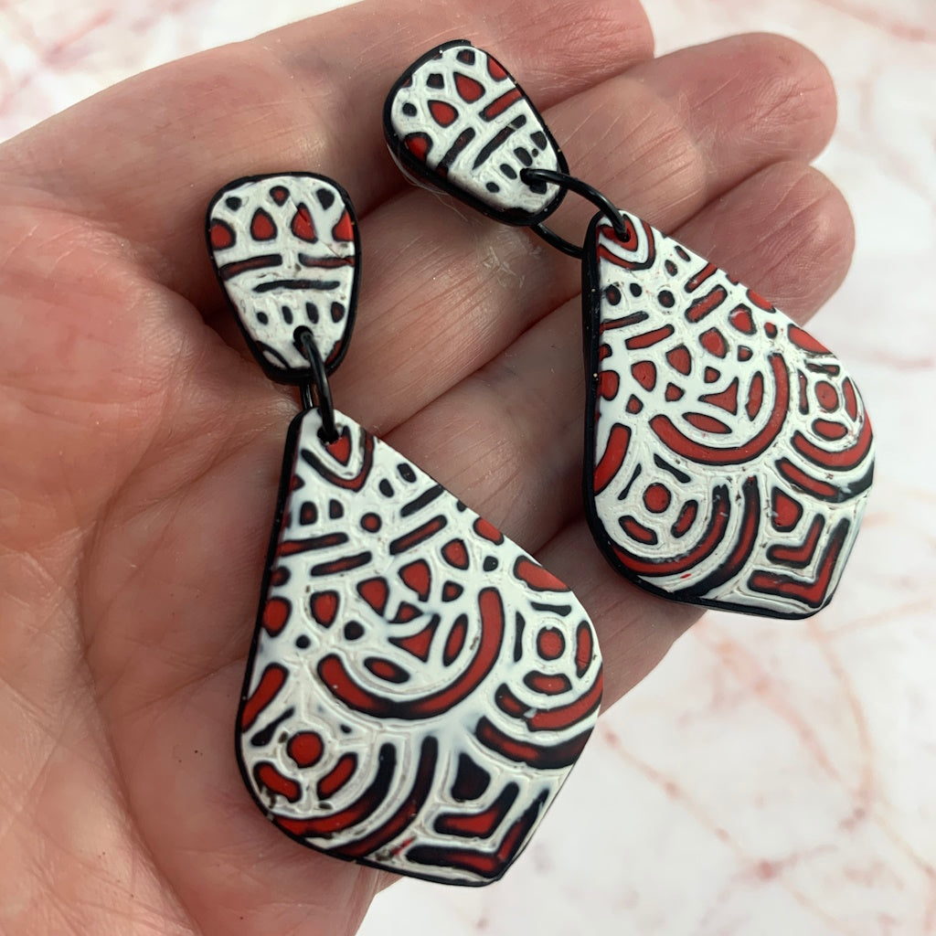 Mandala earrings in red, black and white