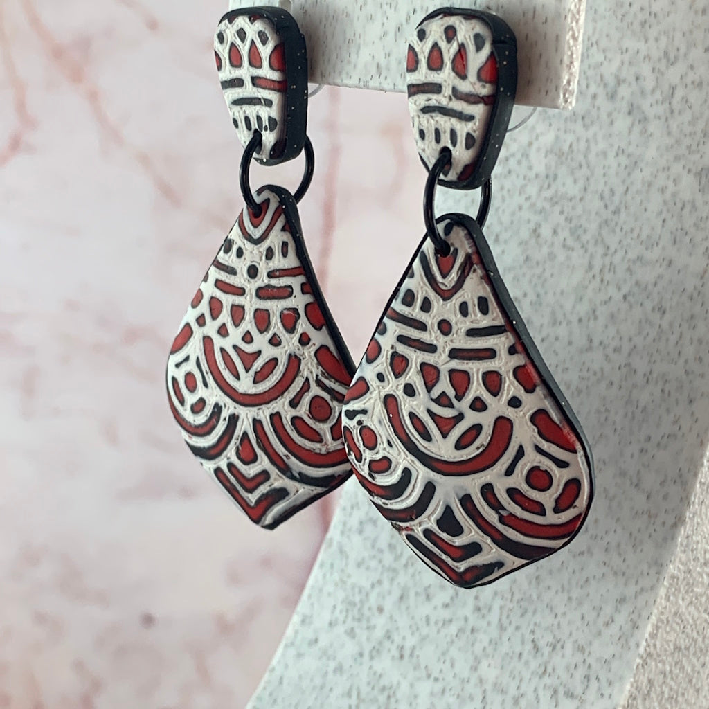 Mandala earrings in red, black and white