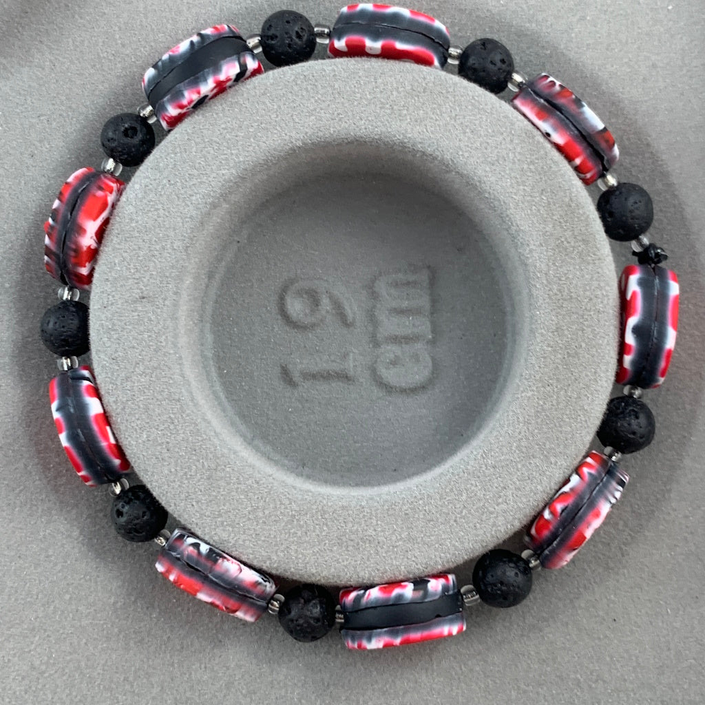 Bracelet in Red, black and white geometric pattern