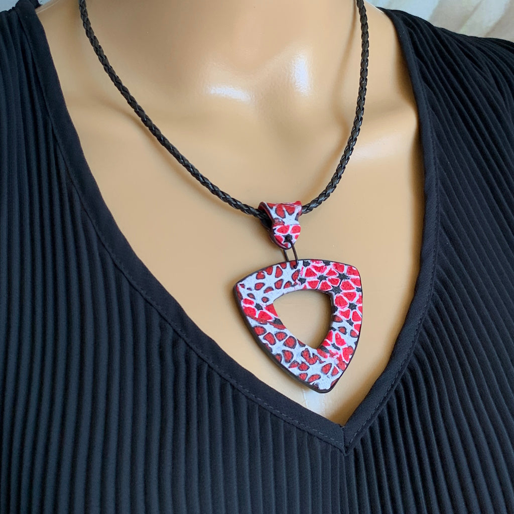 Rennique minimalist geometric pendant necklace red black white handcrafted polymer clay modern artisan jewellery