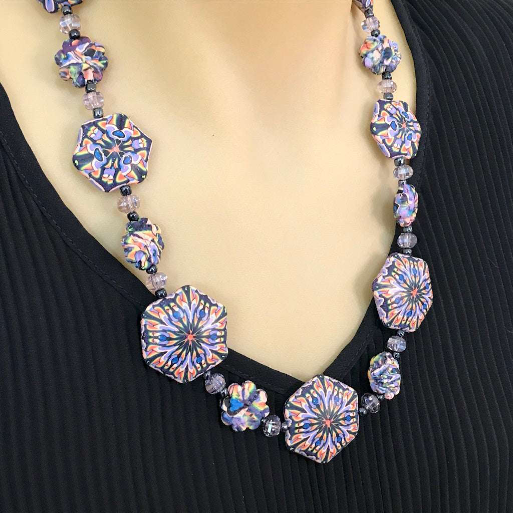 Colour Surprise: Long necklace and earring jewellery set